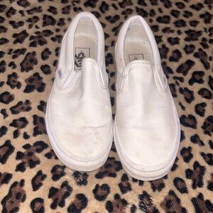 Dirty All white slip on Vans